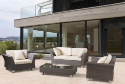 Меблі з ротангу, матраци